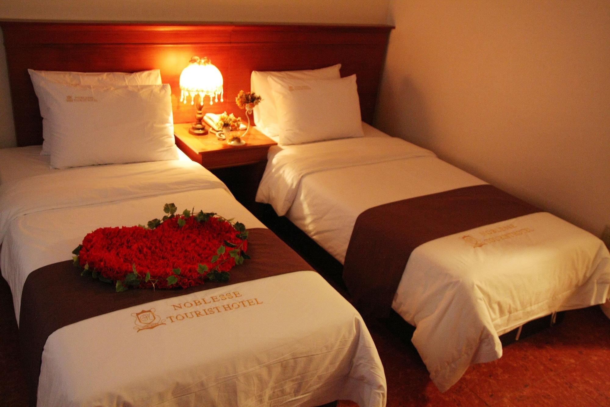 Noblesse Tourist Hotel Seoul Exterior photo