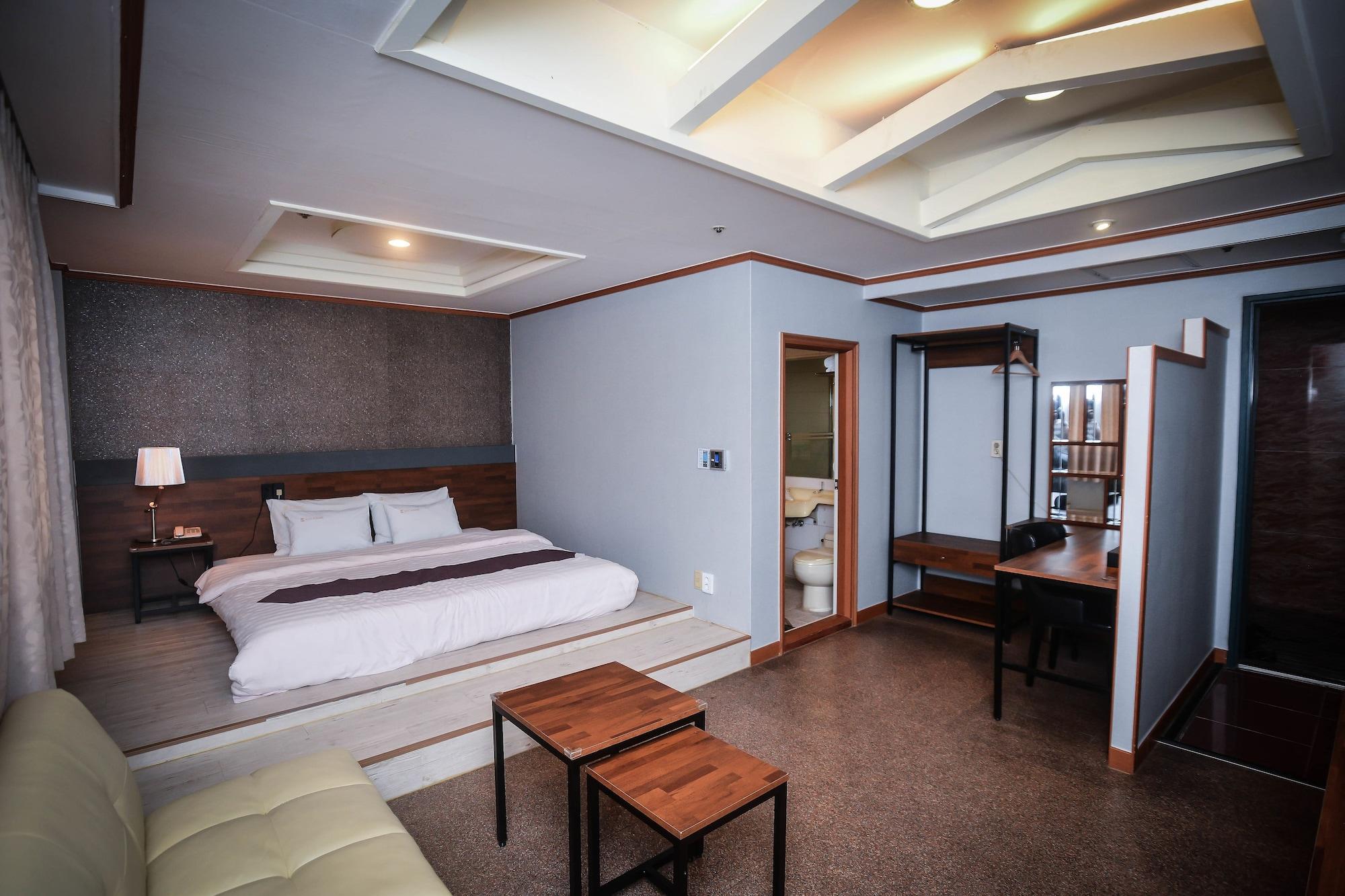 Noblesse Tourist Hotel Seoul Exterior photo