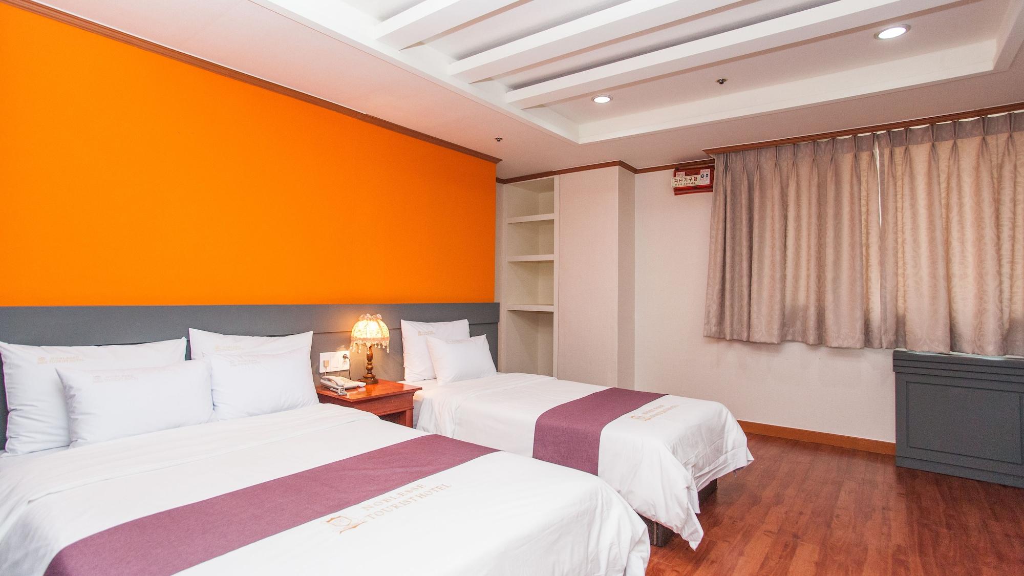Noblesse Tourist Hotel Seoul Exterior photo
