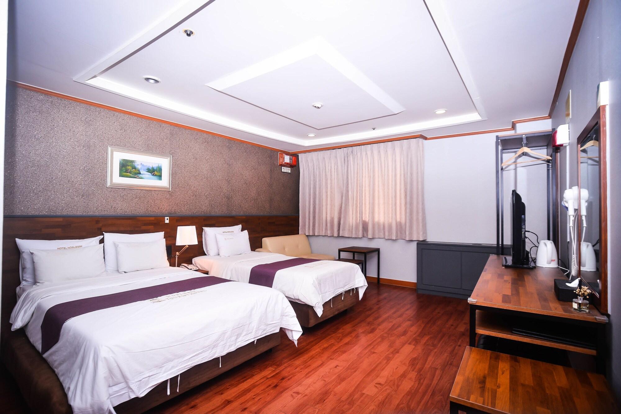 Noblesse Tourist Hotel Seoul Exterior photo